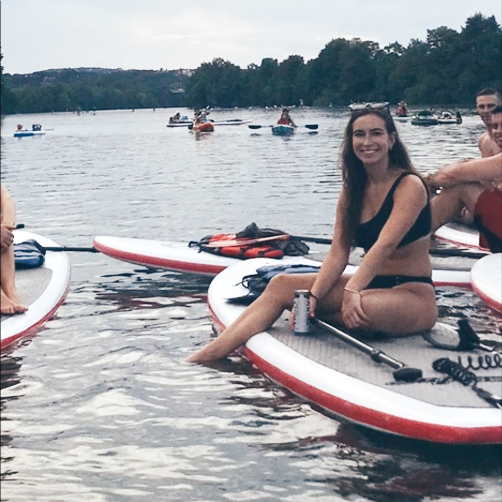 Meet your Posher, Margo